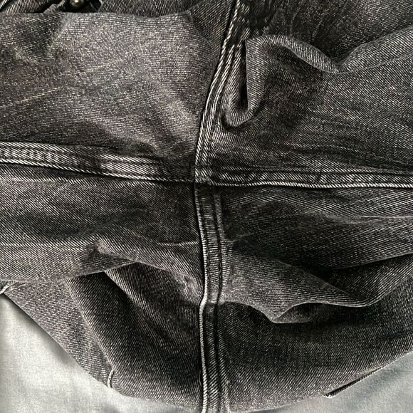 Abercrombie & Fitch High Rise Ankle Straight Size 25R - Picture 5 of 11